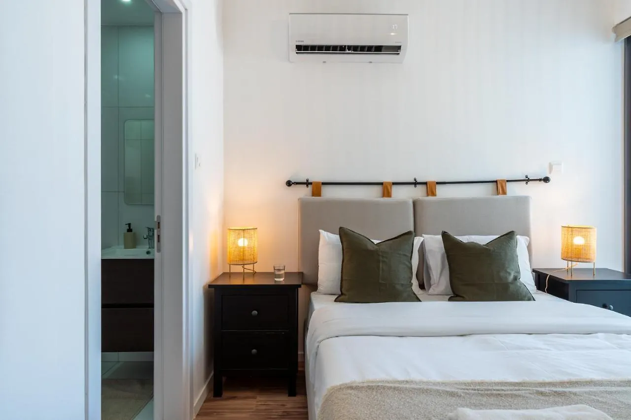 Latte'S Prime 1-Bedroom Apartment In لارنكا