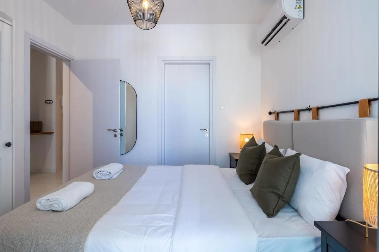 Latte'S Prime 1-Bedroom Apartment In لارنكا 0*,