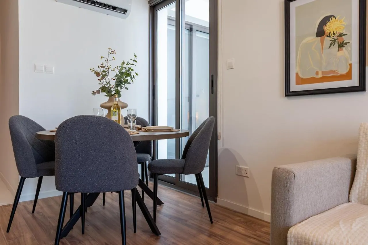 Latte'S Prime 1-Bedroom Apartment In لارنكا
