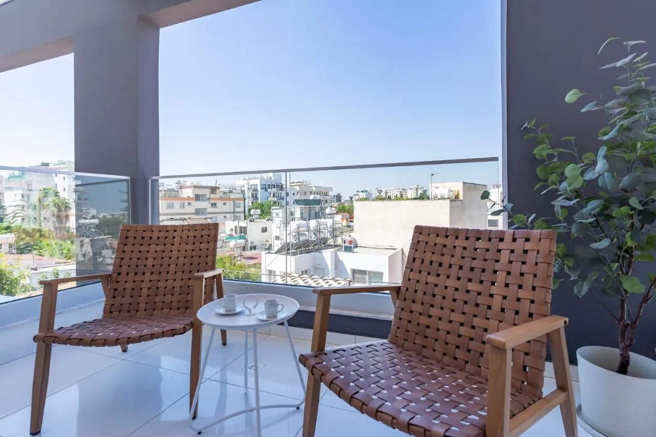 Latte'S Prime 1-Bedroom Apartment In لارنكا